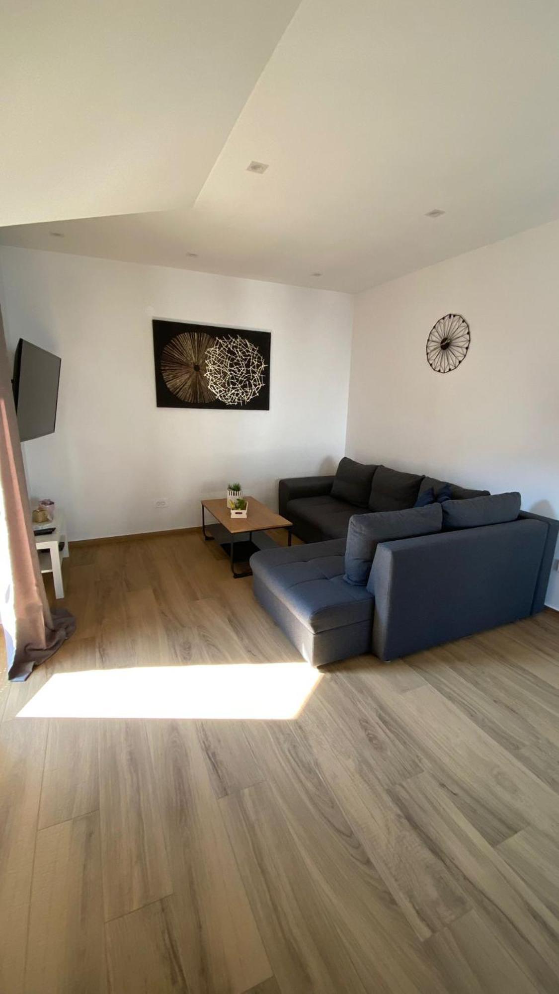 Marina Appartement Sesvete Buitenkant foto